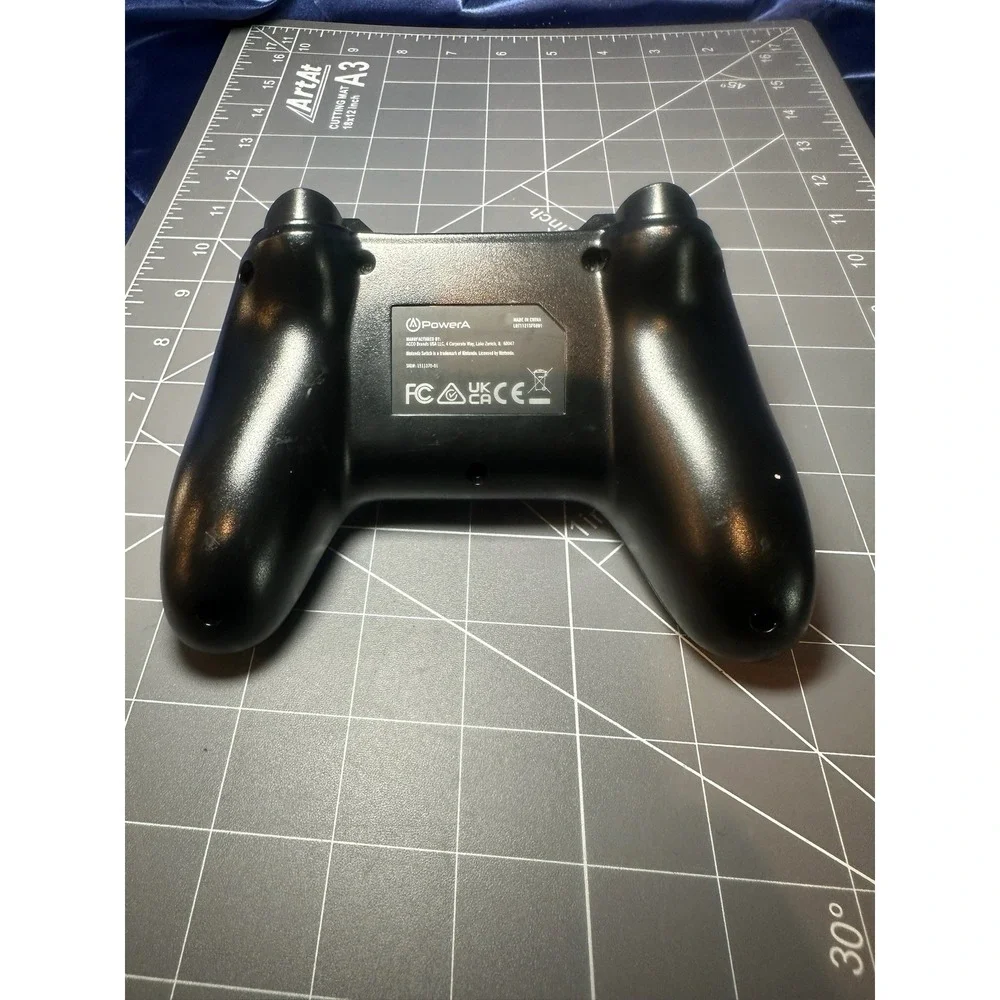 Nintendo Switch Wireless Pro Controller Black 1511370–01 (no Charger) Tested - Picture 6 of 8